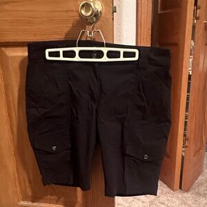 Anatomie Women's Dark Cargo Shorts